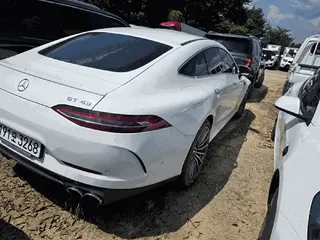 Mercedes-AMG GT43 4MATIC + 현황 사진 4